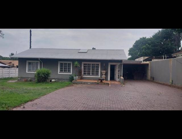 3 BEDROOM HOUSE FOR SALE IN PRIMROSE